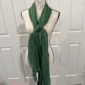 Good Condition | Original VELA Medina Green Woven Modal Scarf/Hijab